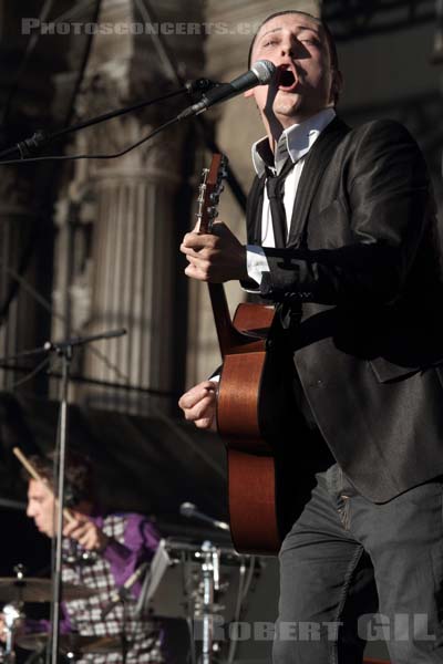 CARMEN MARIA VEGA - 2012-07-22 - PARIS - Parvis de l'Hotel de Ville - 